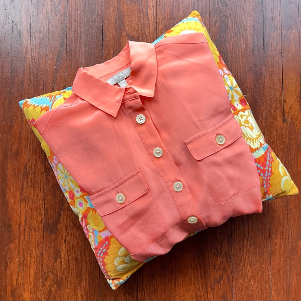 Banana Republic 100% Silk Blouse Women’s XS